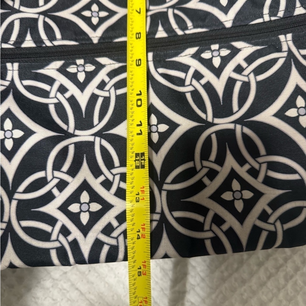 Vera Bradley Tote Lighten Up Expandable Travel Bag Black DN Without a long strap - Picture 5 of 13